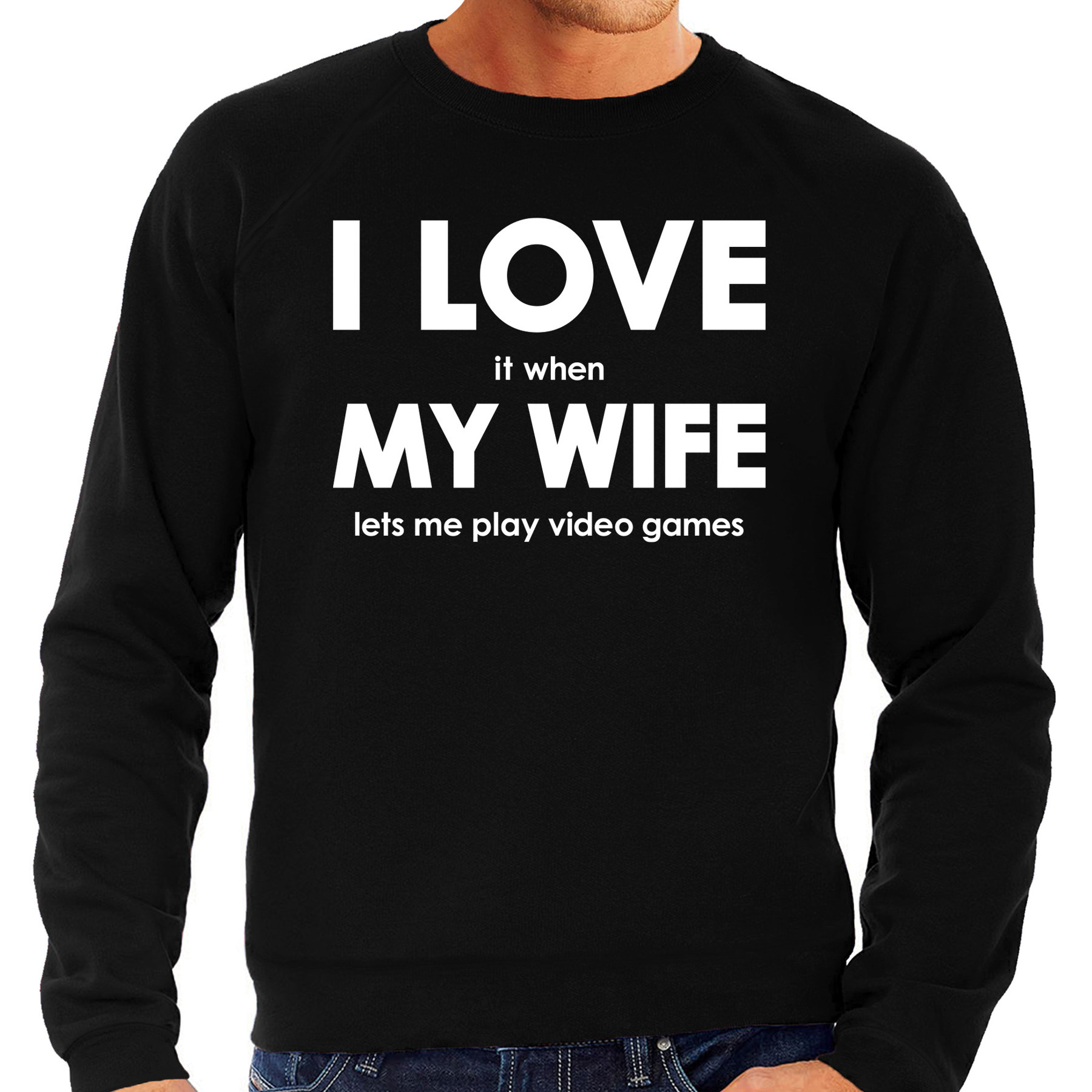 Afbeelding van I love it when my wife lets play video games cadeau sweater zwart heren