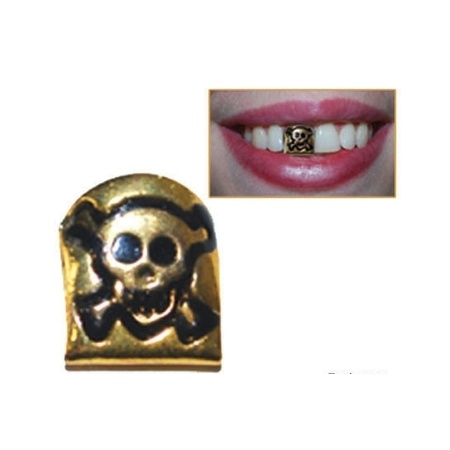 Gold tooth with skull